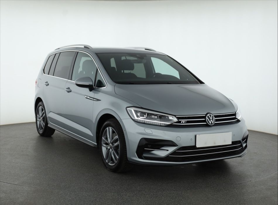 Volkswagen Touran - 2024