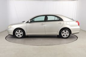 Toyota Avensis - 2004