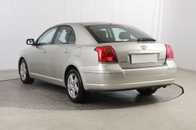 Toyota Avensis - 2004