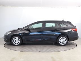 Opel Astra - 2016