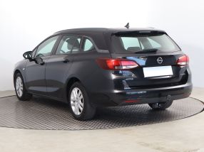 Opel Astra - 2016