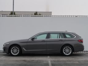 BMW 5 - 2022