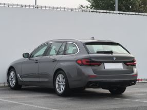 BMW 5 - 2022