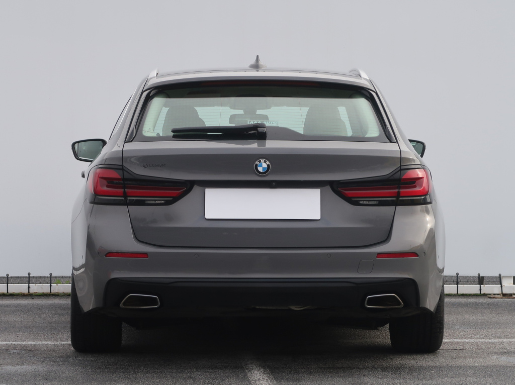 BMW 5