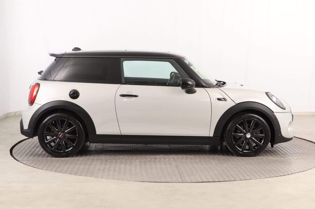 MINI 3-door