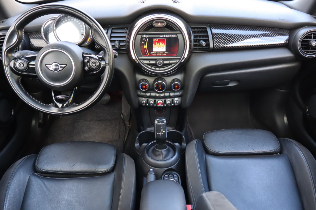 MINI 3-door
