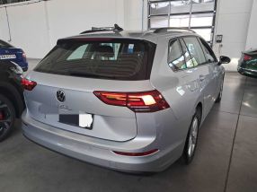 Volkswagen Golf - 2022
