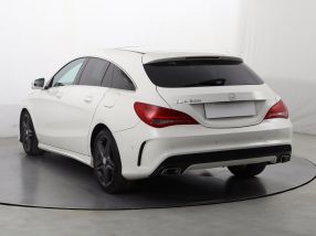 Mercedes-Benz CLA - 2016