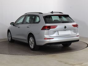 Volkswagen Golf - 2022