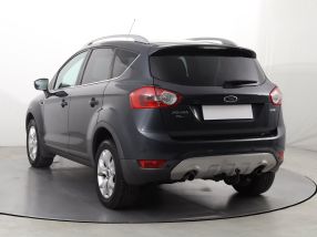 Ford Kuga - 2010