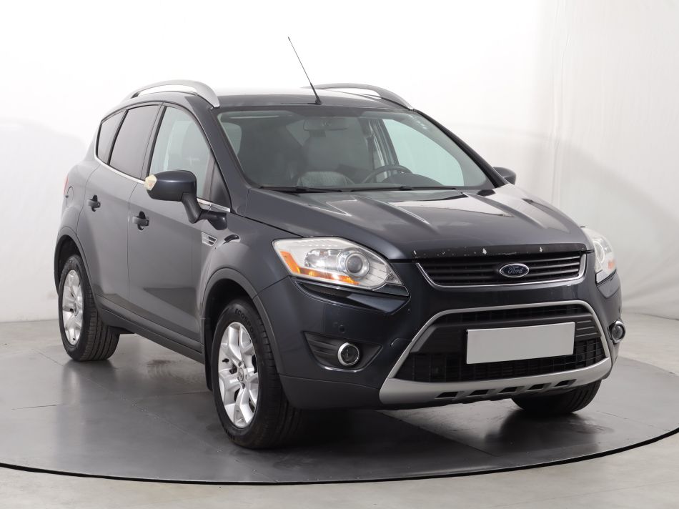 Ford Kuga - 2010