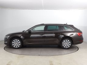 Skoda Superb - 2021