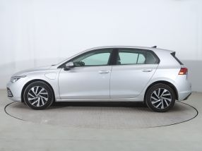 Volkswagen Golf - 2022