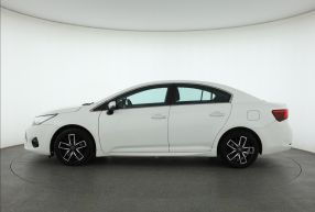 Toyota Avensis - 2015