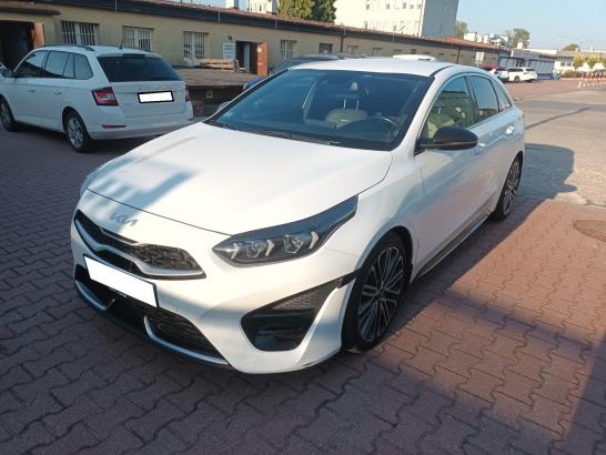 Kia ProCeed