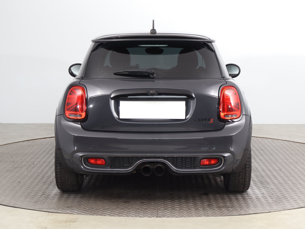 MINI 3-door