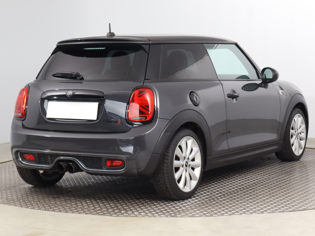 MINI 3-door