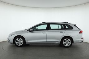 Volkswagen Golf - 2021