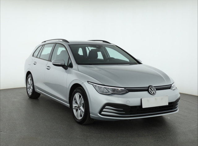 Volkswagen Golf 2021