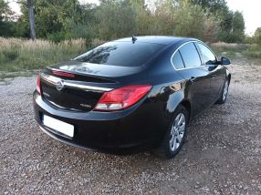 Opel Insignia - 2011