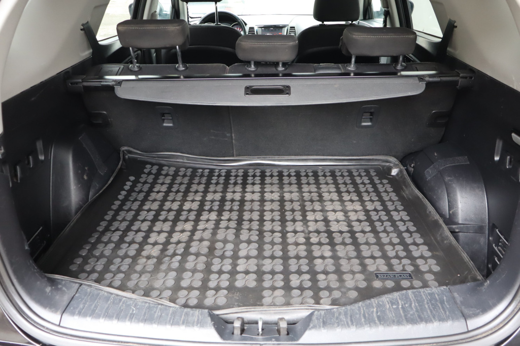 Ssang Yong XLV