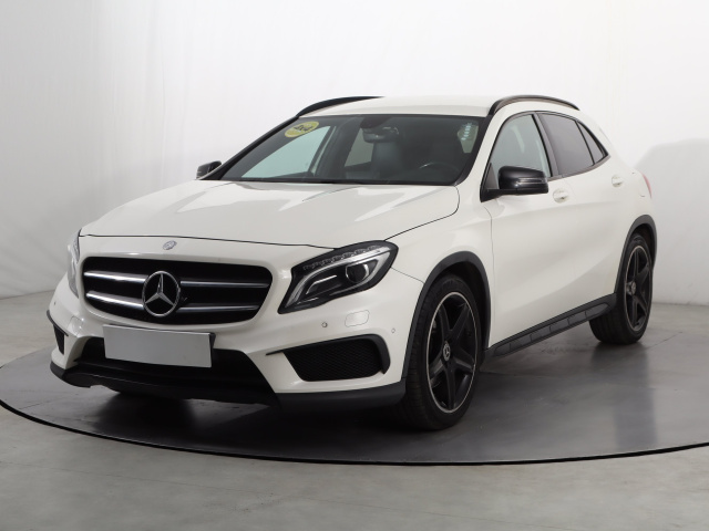 Mercedes-Benz GLA 250 4MATIC