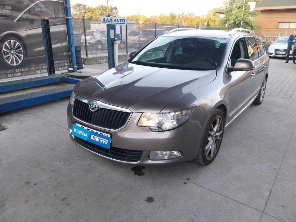 Skoda Superb - 2011