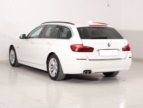 BMW 5 - 2015