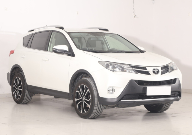 Toyota RAV4, 2013