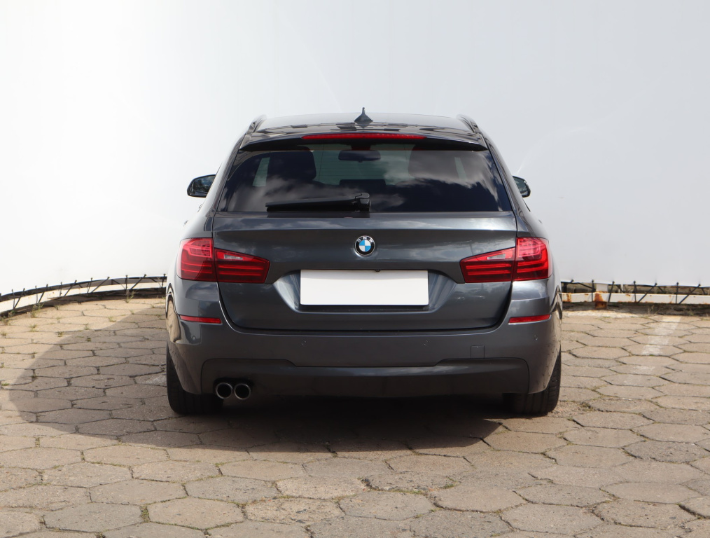 BMW 5