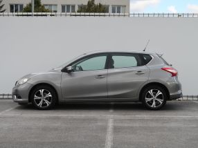 Nissan Pulsar - 2014