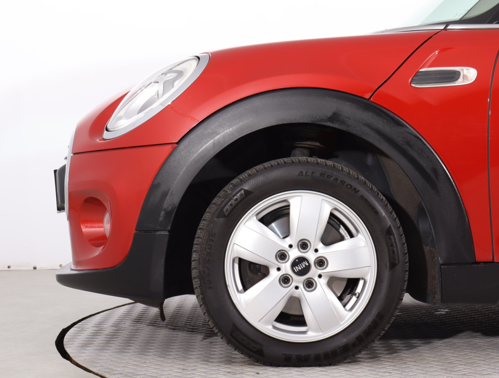 MINI 5-door