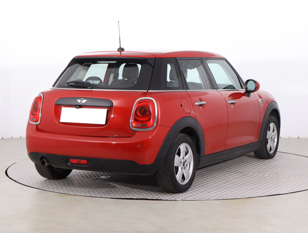 MINI 5-door
