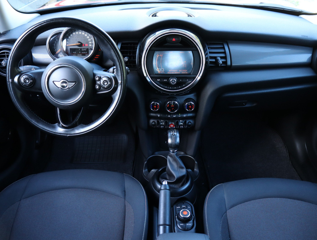 MINI 5-door