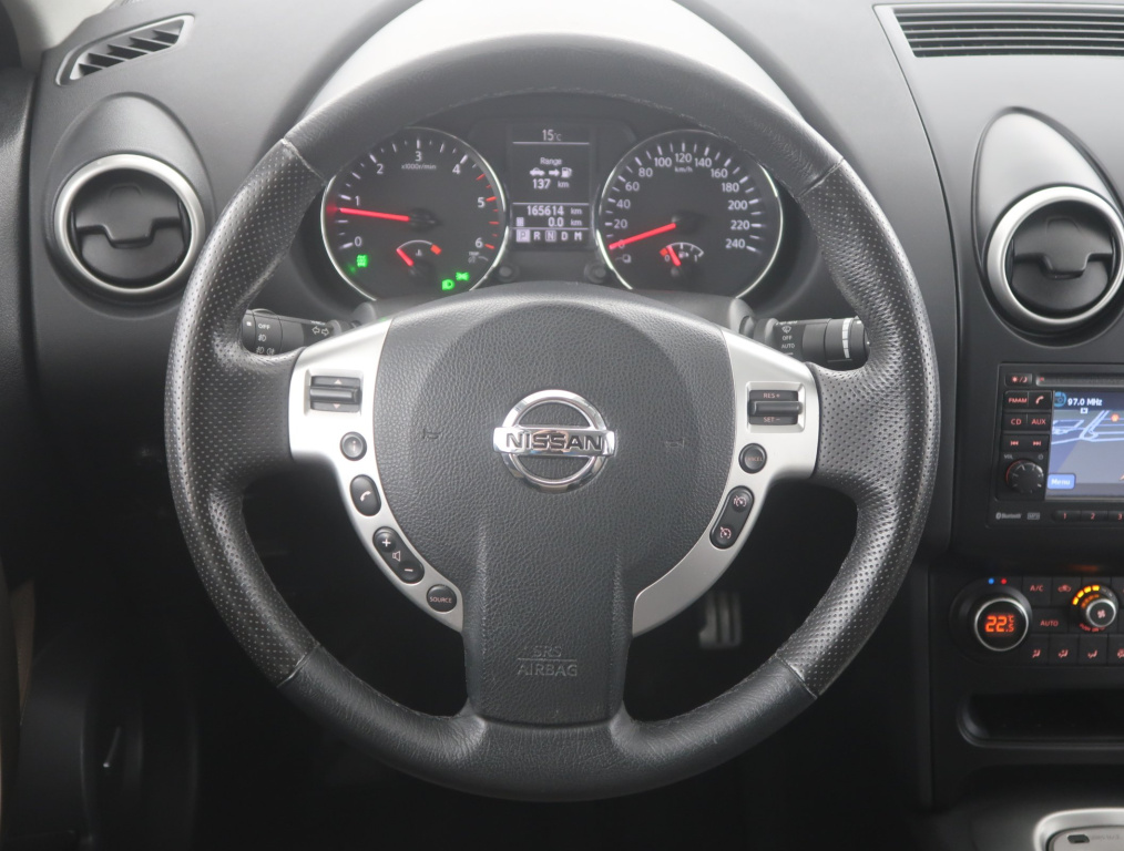 Nissan Qashqai+2