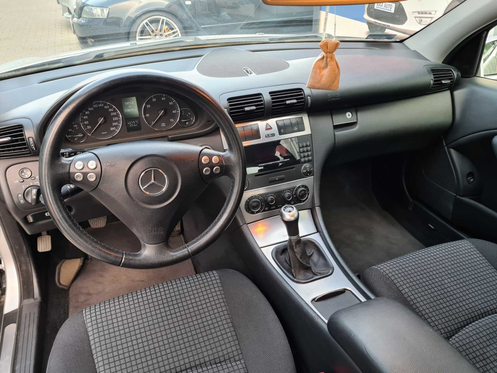Mercedes-Benz C
