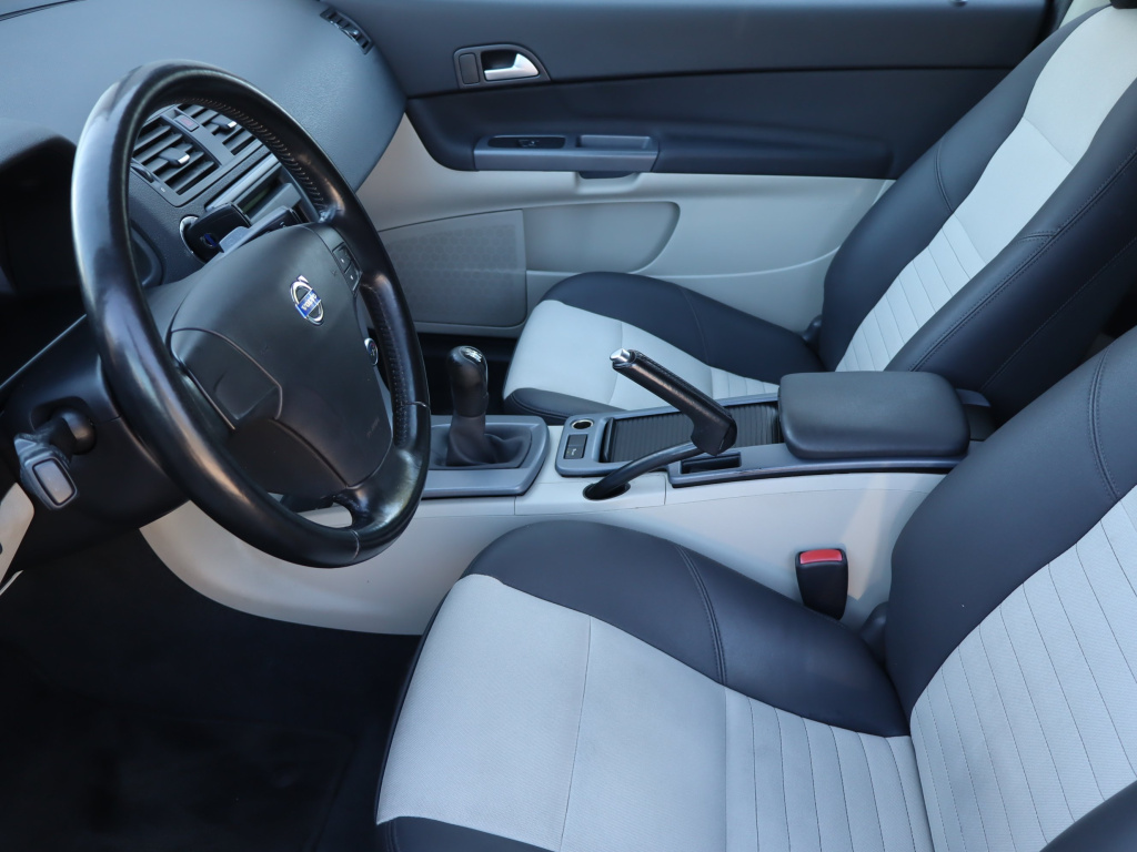 Volvo C30