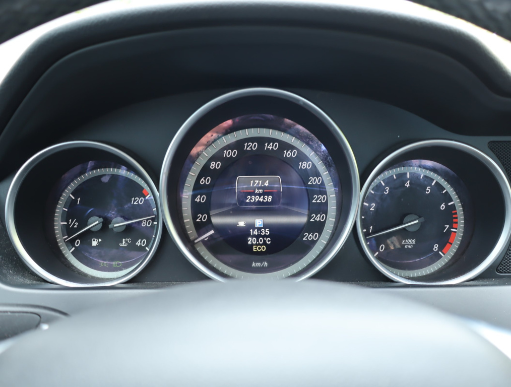 Mercedes-Benz C