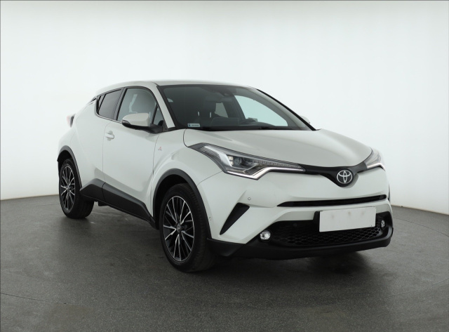 Toyota C-HR, 2017