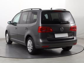 Volkswagen Touran - 2010