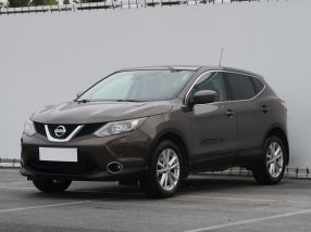 Nissan Qashqai - 2015