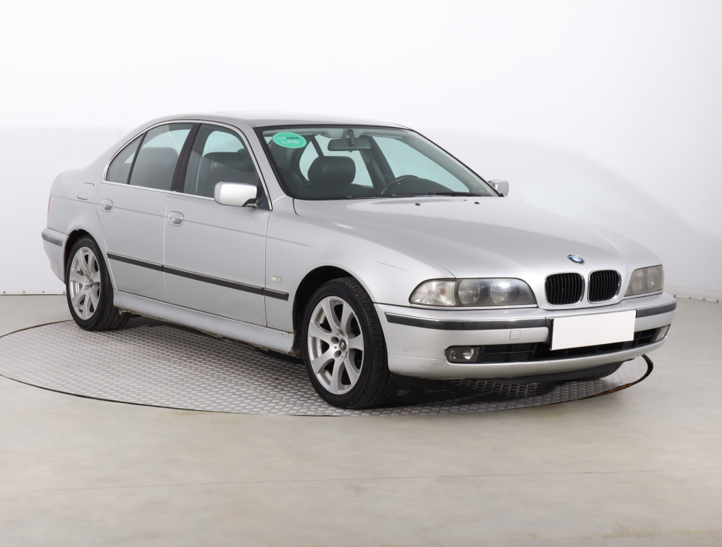 BMW 5