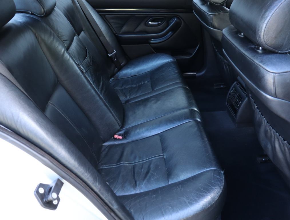 BMW 5