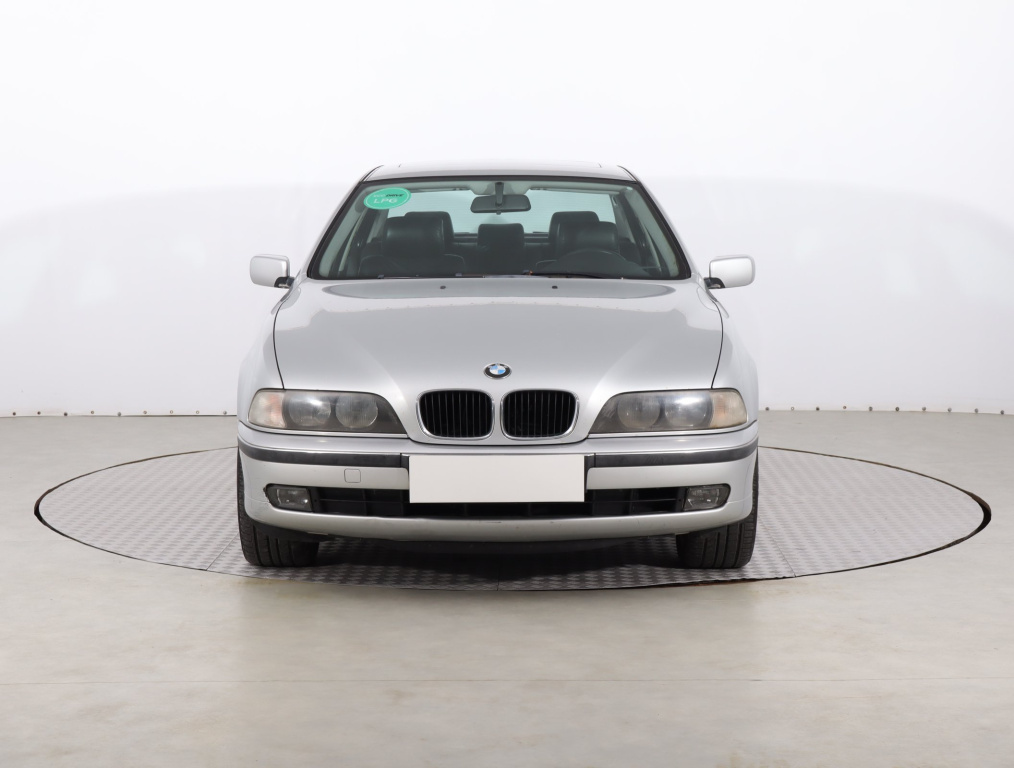 BMW 5