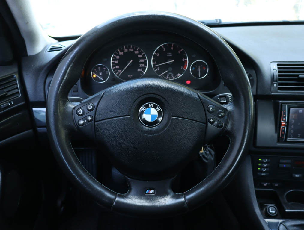BMW 5