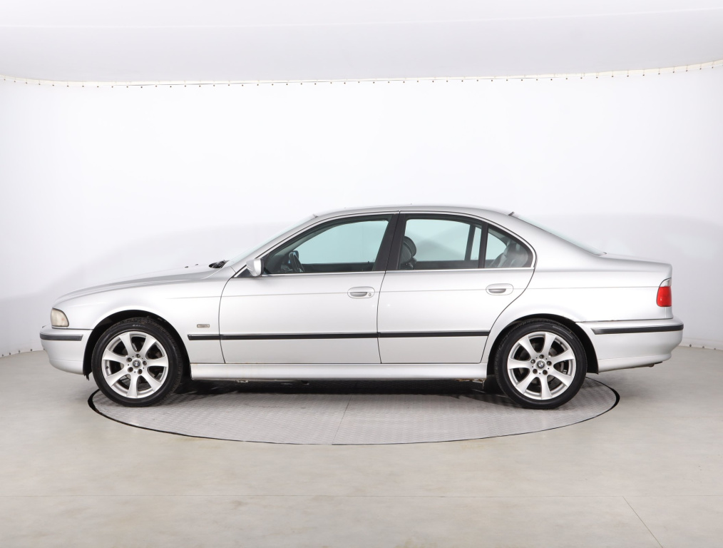 BMW 5