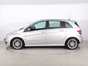 Mercedes-Benz B - 2011