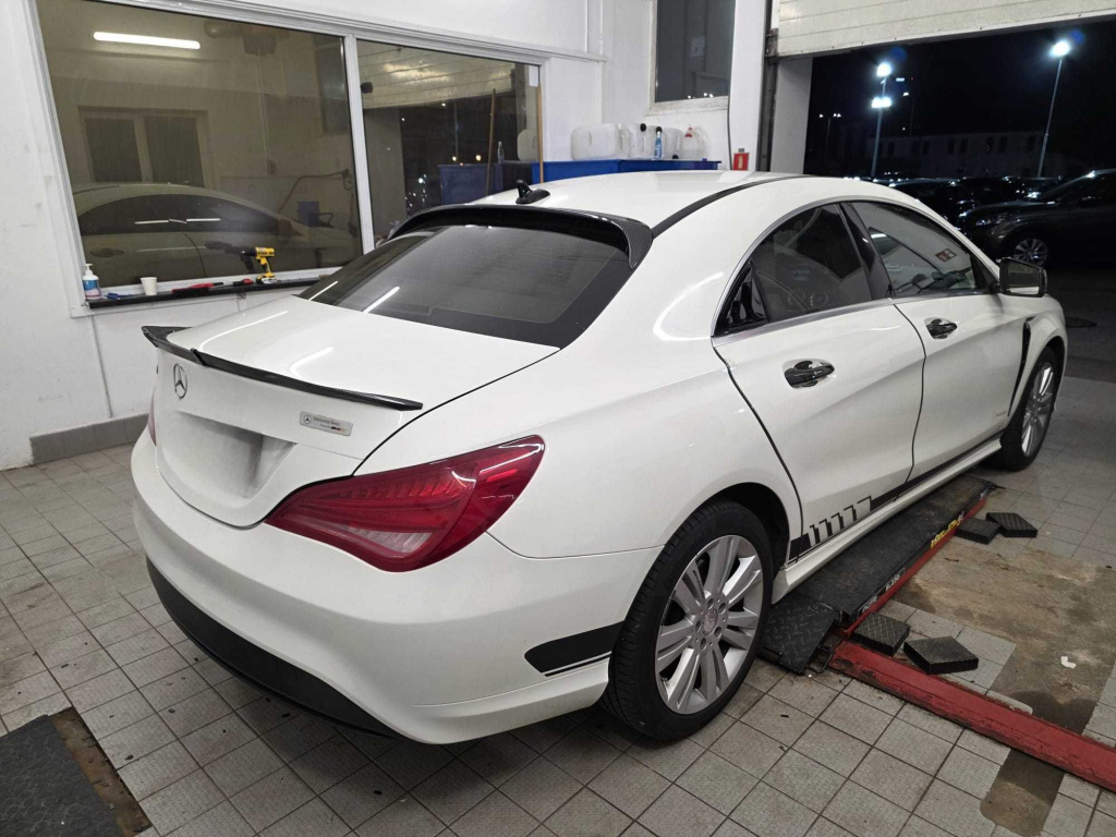 Mercedes-Benz CLA