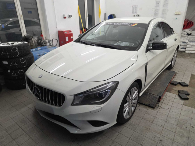 Mercedes-Benz CLA 2015