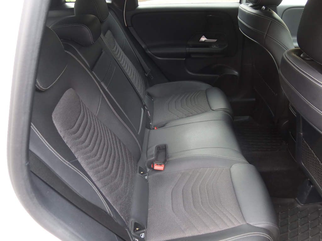 Mercedes-Benz B